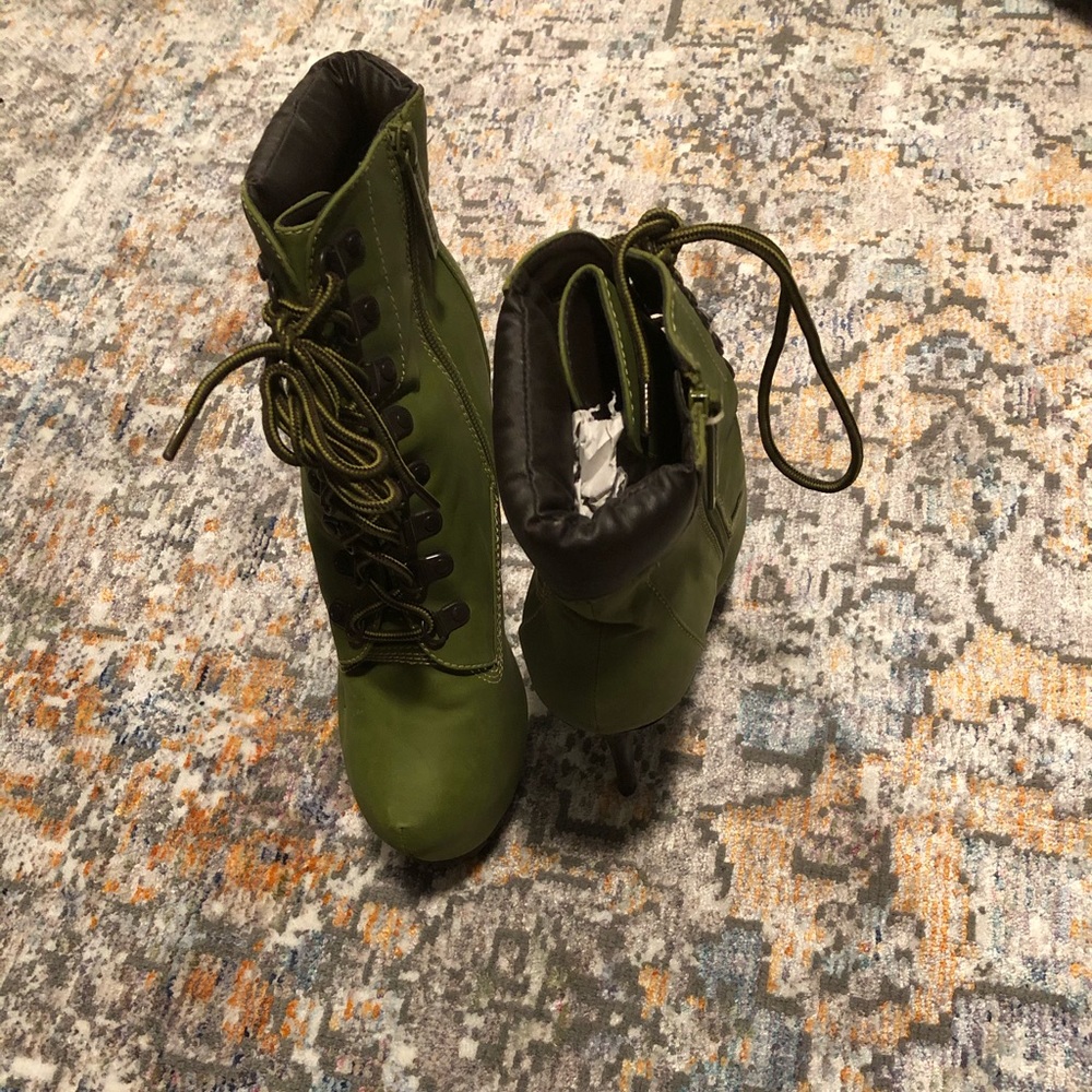 Cute boots